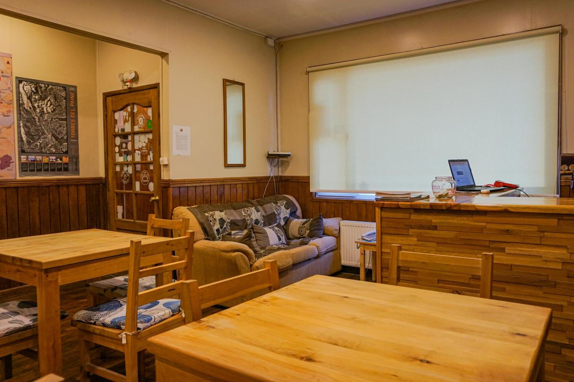 Hostal Reymer Patagonia Puerto Natales Ngoại thất bức ảnh