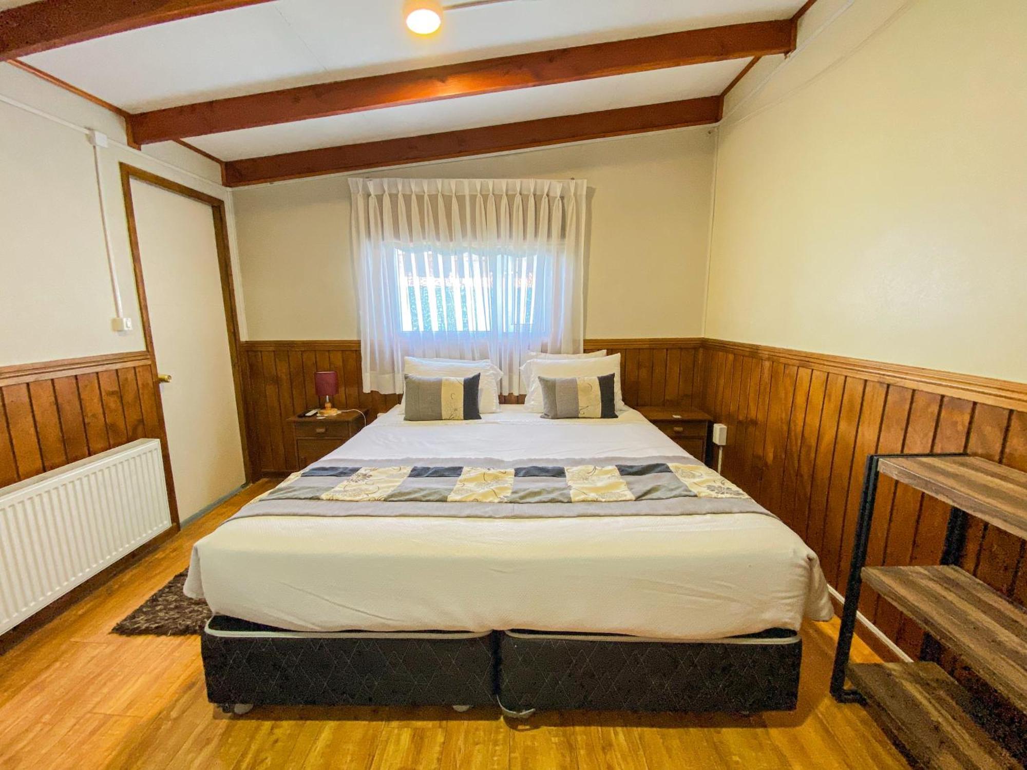 Hostal Reymer Patagonia Puerto Natales Ngoại thất bức ảnh