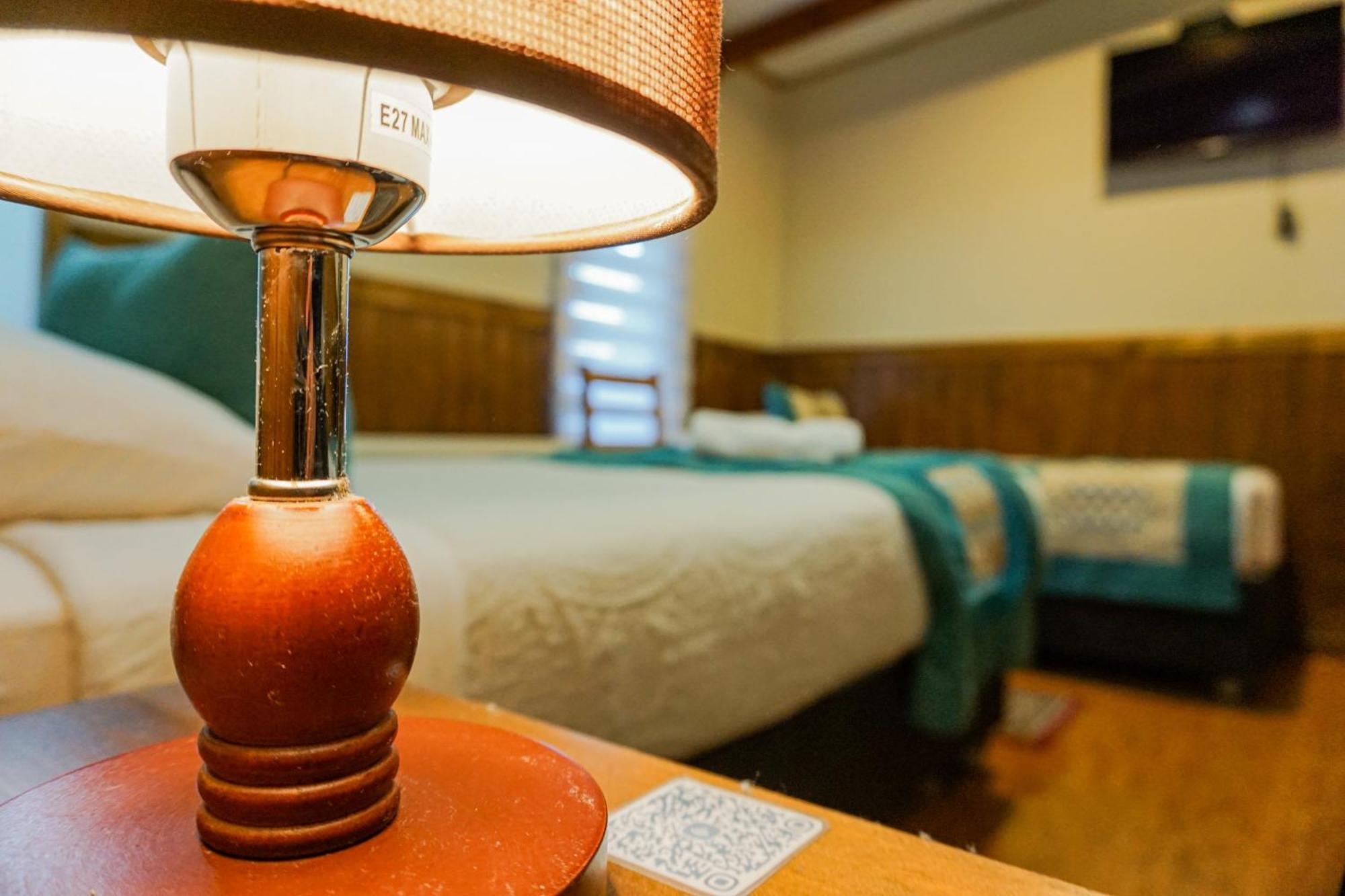 Hostal Reymer Patagonia Puerto Natales Ngoại thất bức ảnh