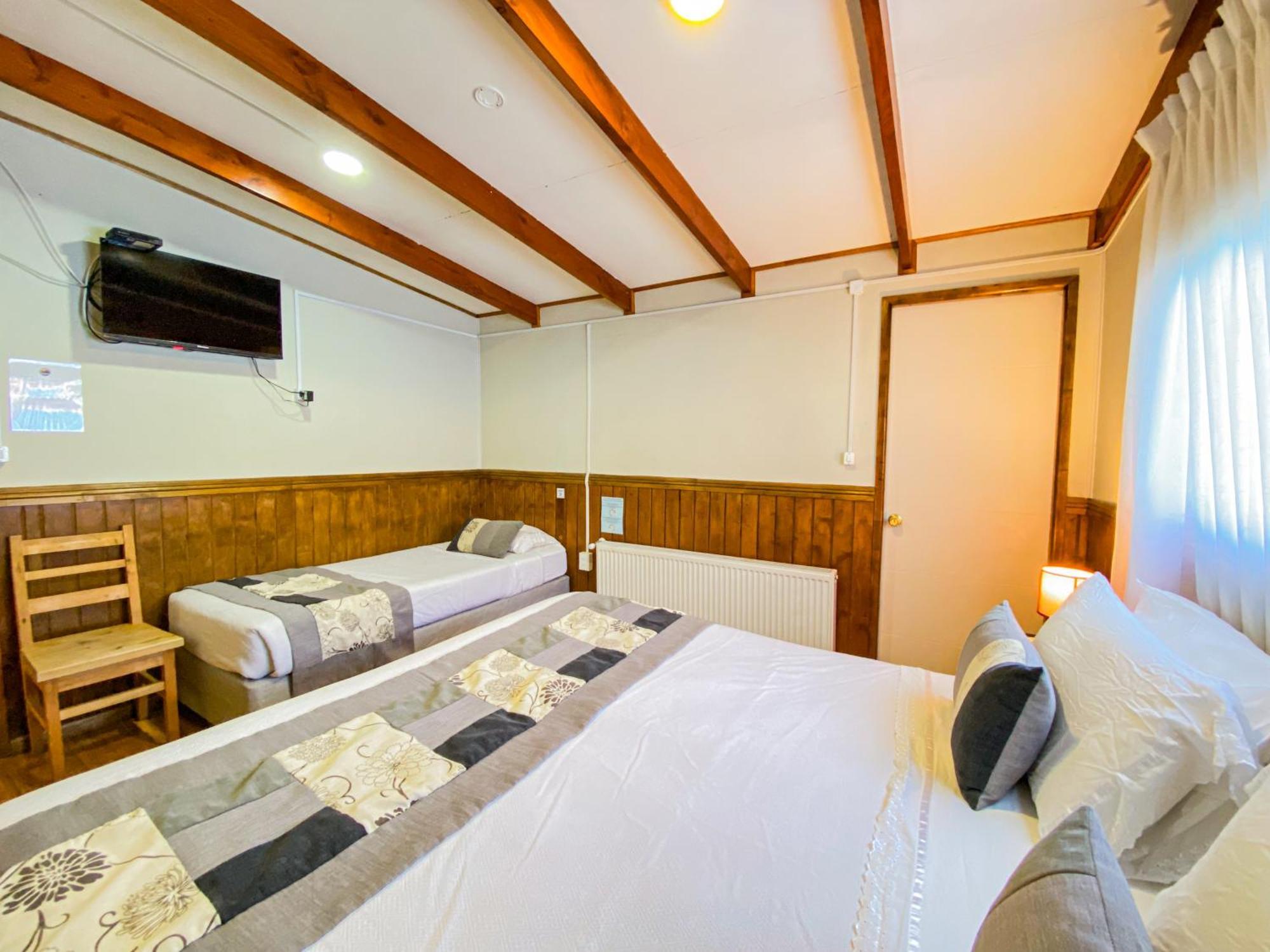 Hostal Reymer Patagonia Puerto Natales Ngoại thất bức ảnh